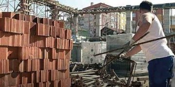 İnşaat Sektöründe İstihdam %2.1 Düzeyinde Azaldı