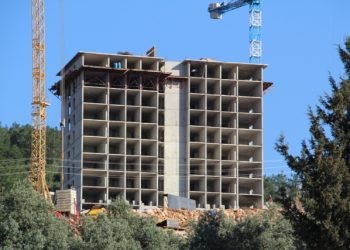 Konut Satışlarında Hedef Alt ve Üst Grup