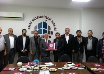 Öztürk’ten ELMUTDER’e Ziyaret