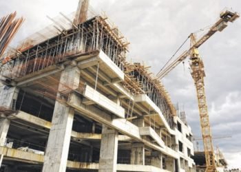 Müteahhitlik sektörü, vakit kaybediyor