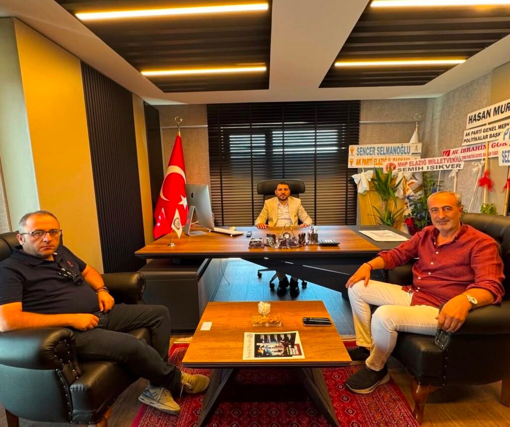 Emre Gayrimenkul’den Sayın Mehmet Emre ve Ömer Bey’den Derneğimize Hayırlı Olsun Ziyareti